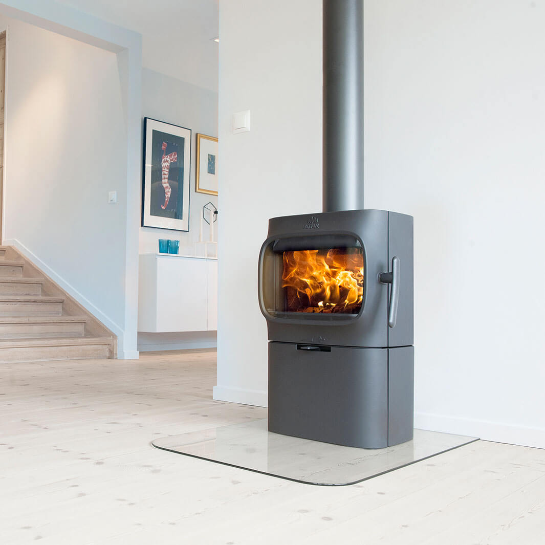 Печь - камин JOTUL F 105 R B BP - 1min