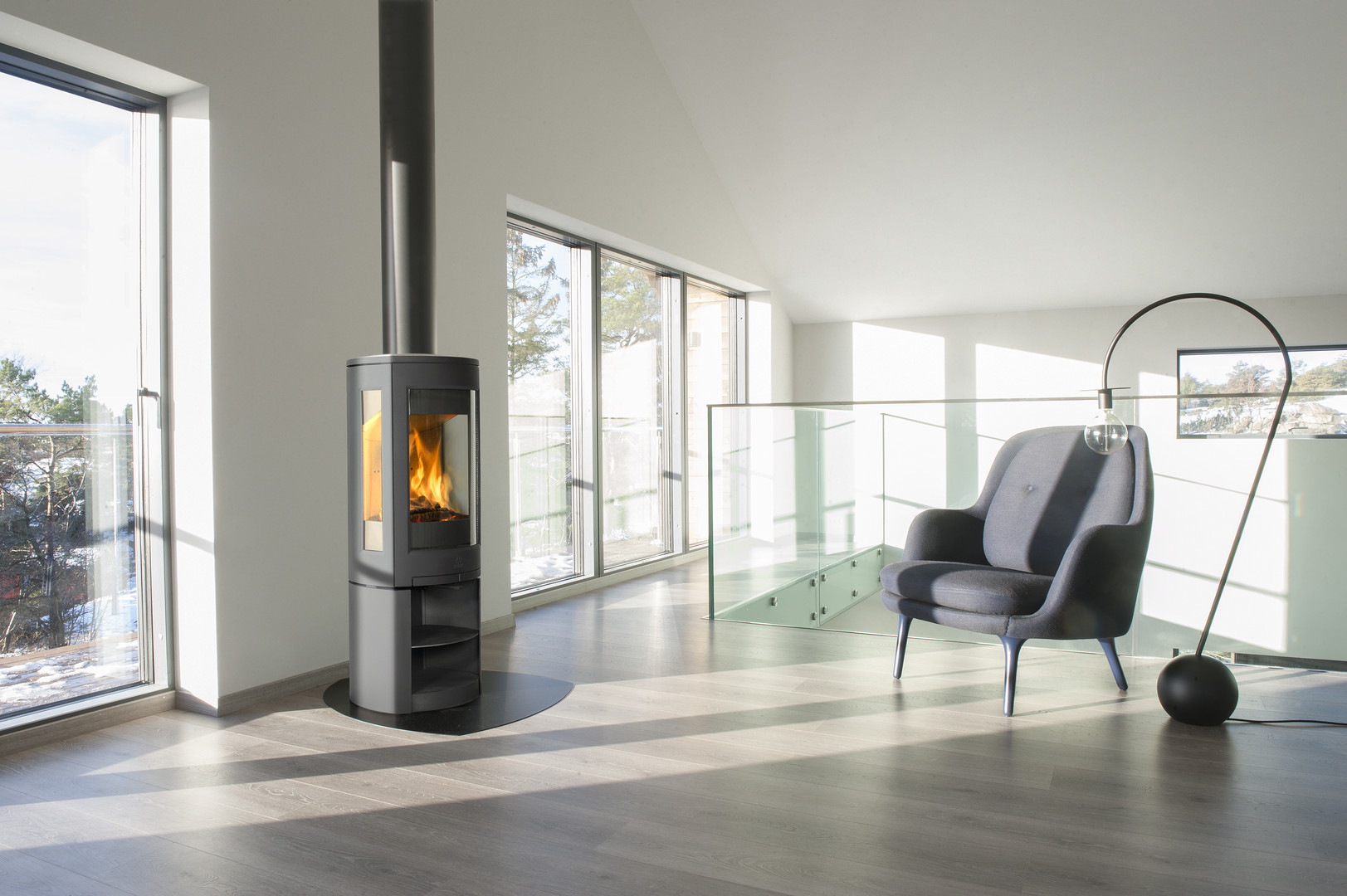Печь - камин JOTUL F 371V2 ADVANCE - 1min